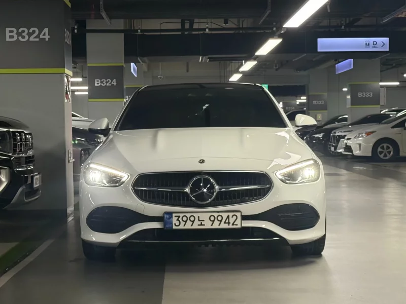 Mercedes-Benz C-Class