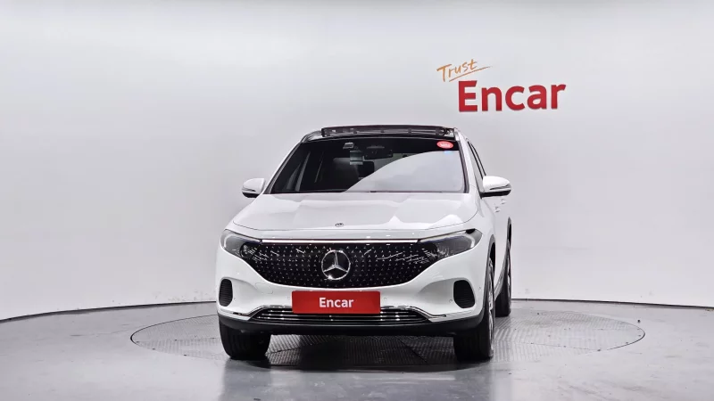 Mercedes-Benz EQA