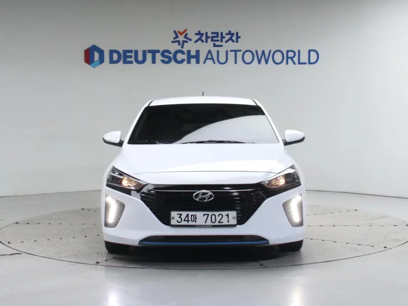 Hyundai Ioniq
