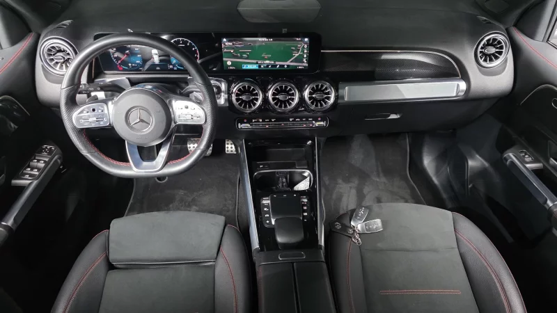 Mercedes-Benz GLB-Class