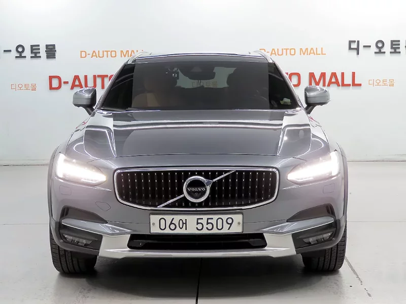 Volvo V90