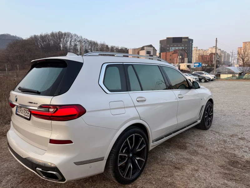 BMW X7
