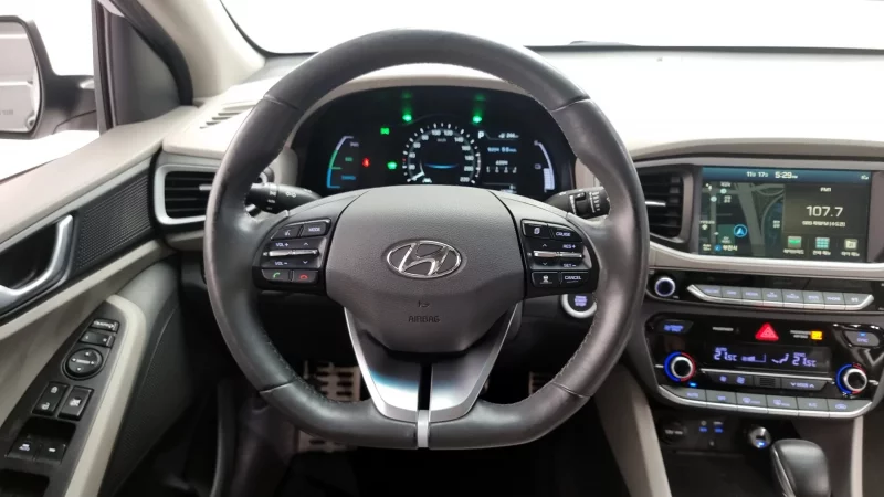 Hyundai Ioniq