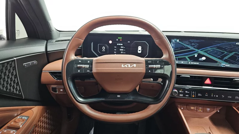 Kia K8