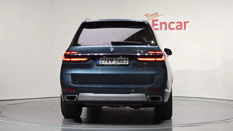 BMW X7