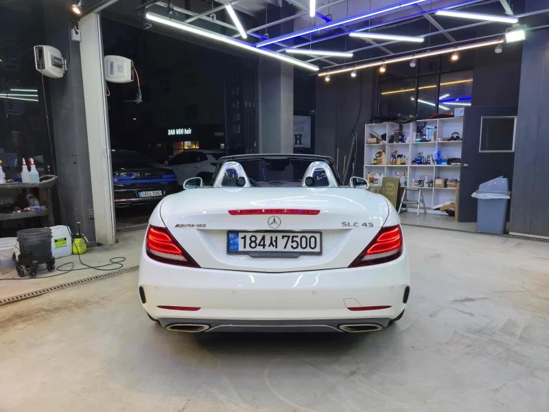 Mercedes-Benz SLC-Class