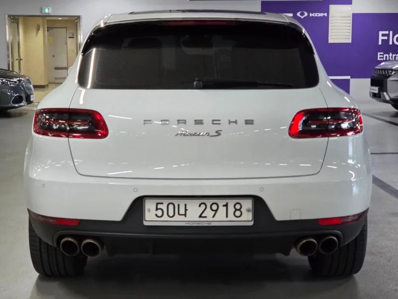 Porsche MACAN