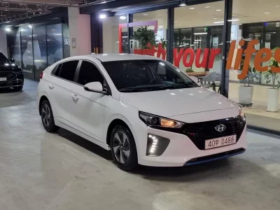 Hyundai Ioniq