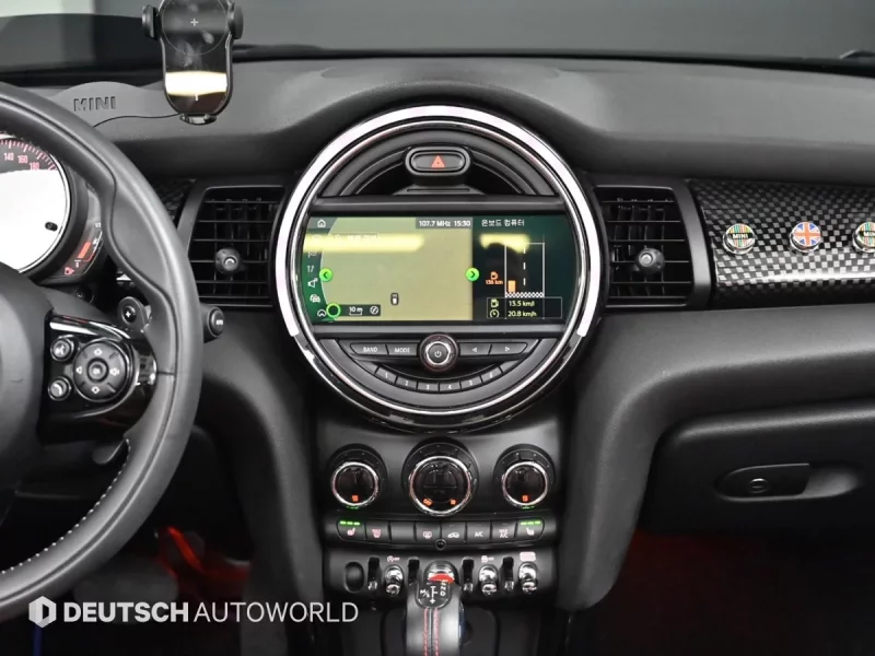 MINI Cooper Convertible