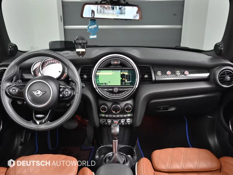 MINI Cooper Convertible