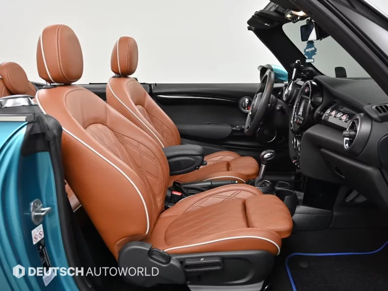 MINI Cooper Convertible