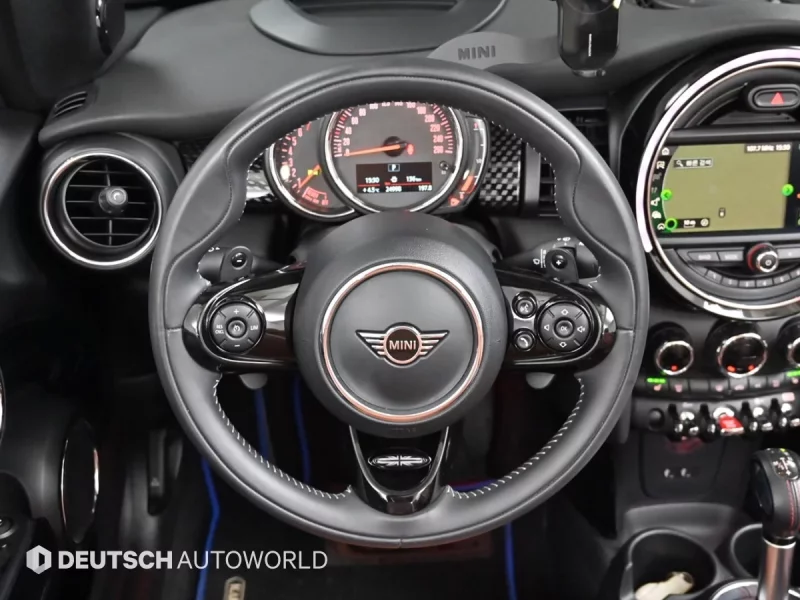 MINI Cooper Convertible