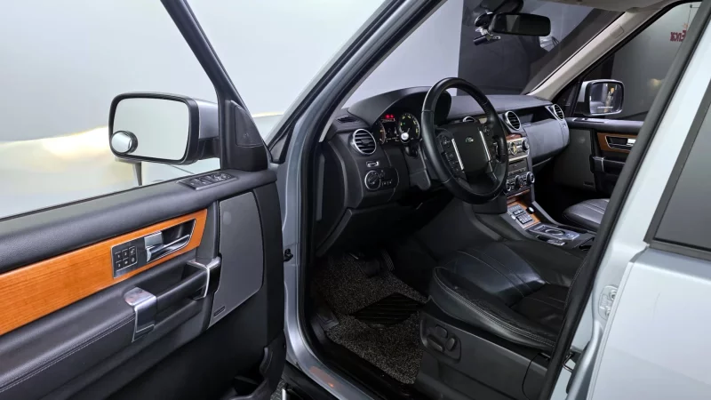 Land Rover DISCOVERY