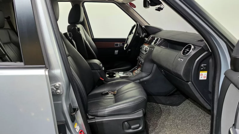 Land Rover DISCOVERY