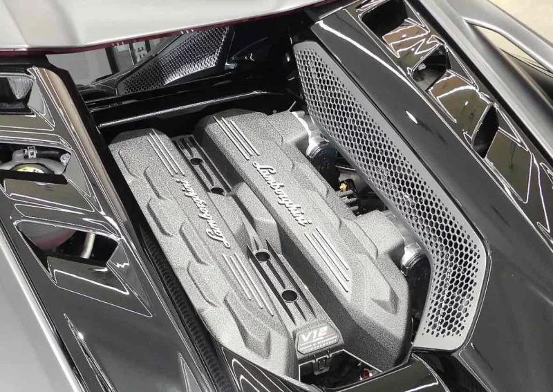 Lamborghini REVUELTO