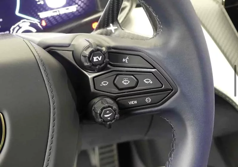 Lamborghini REVUELTO