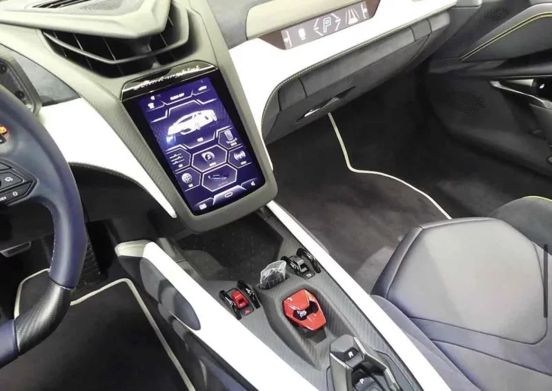 Lamborghini REVUELTO