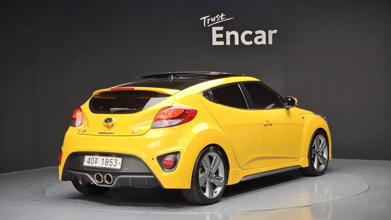 Hyundai Veloster