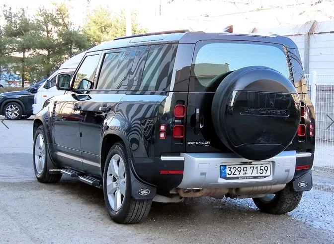 Land Rover DEFENDER