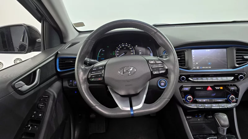 Hyundai Ioniq