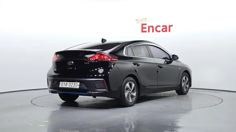 Hyundai Ioniq