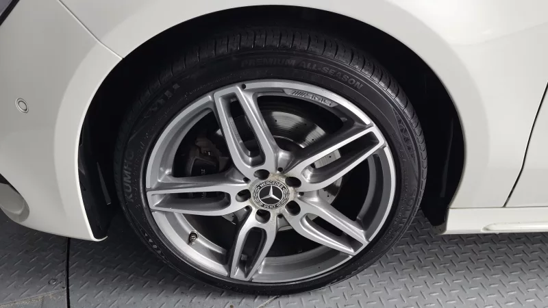 Mercedes-Benz CLA-Class