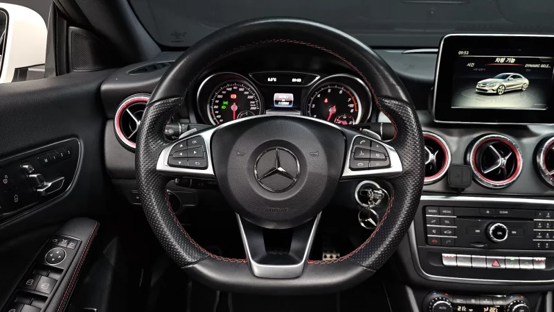 Mercedes-Benz CLA-Class