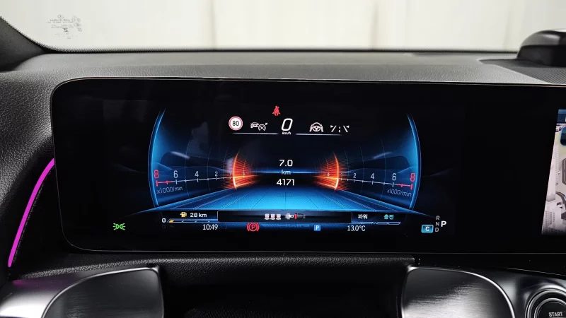 Mercedes-Benz GLB-Class