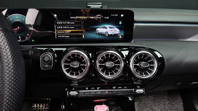 Mercedes-Benz CLA-Class