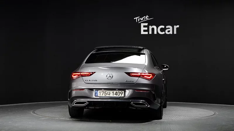 Mercedes-Benz CLA-Class