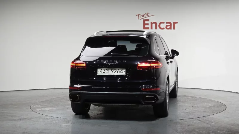 Porsche CAYENNE