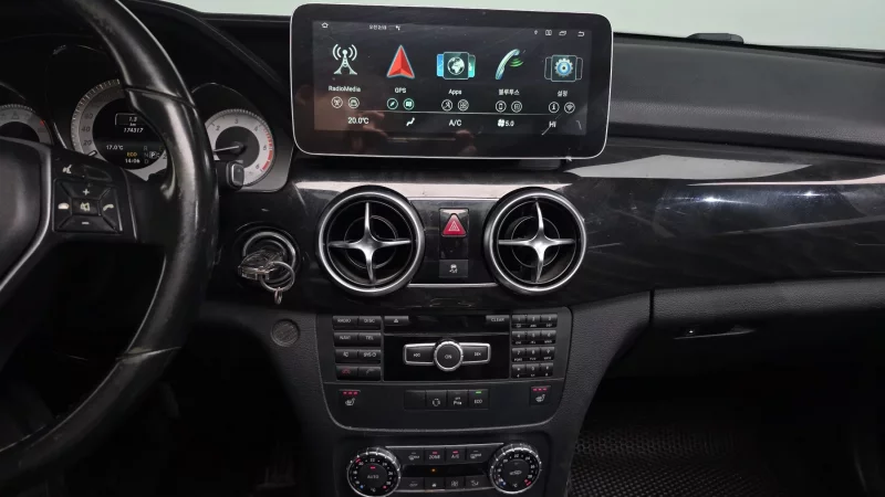 Mercedes-Benz GLK-Class