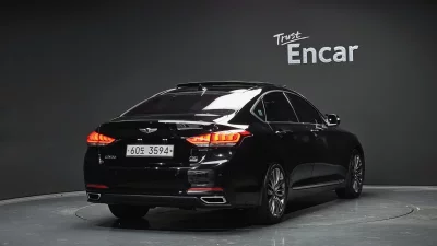 Hyundai Genesis
