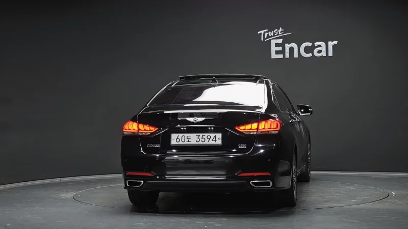 Hyundai Genesis