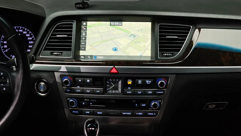 Hyundai Genesis