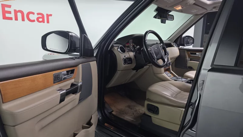 Land Rover DISCOVERY