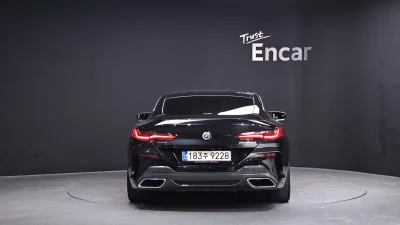 BMW 8-Series