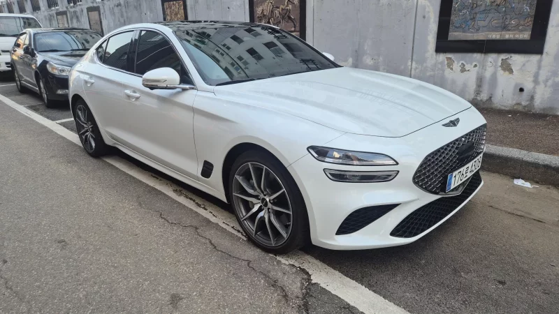 Genesis G70