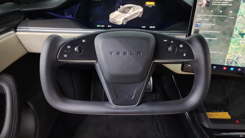 Tesla MODEL S