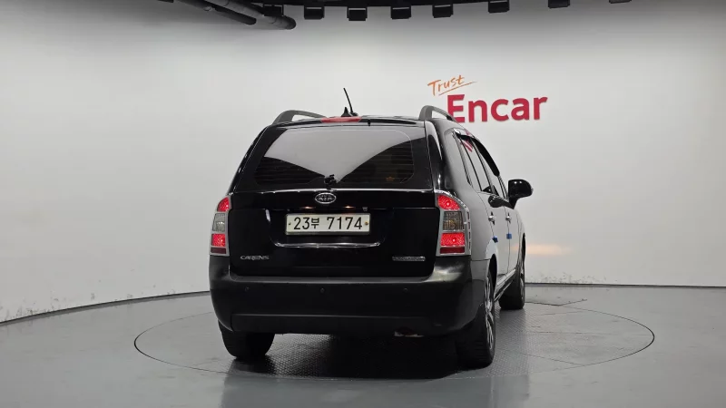 Kia Carens