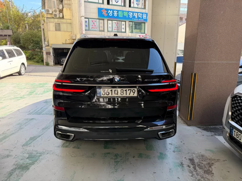 BMW X7