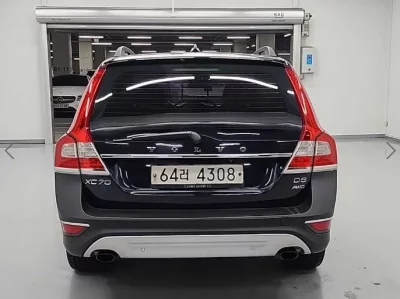 Volvo XC70