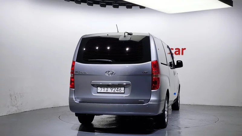 Hyundai Grand Starex