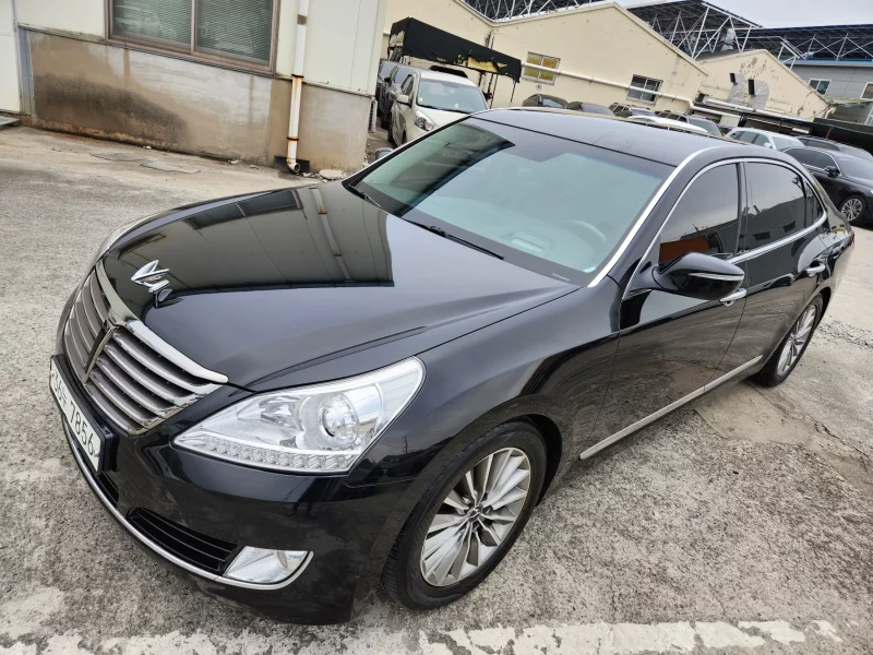 Hyundai Equus