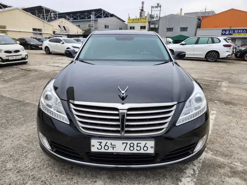 Hyundai Equus