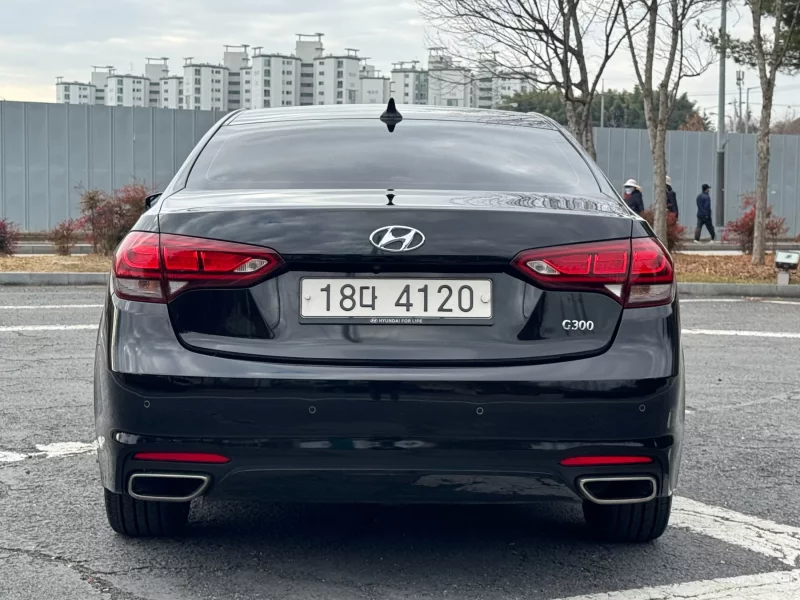Hyundai Aslan