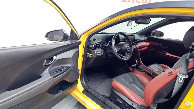 Hyundai Veloster