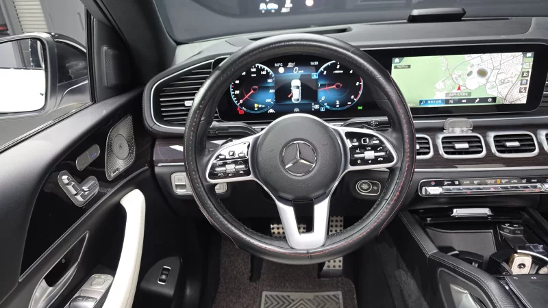 Mercedes-Benz GLE-Class