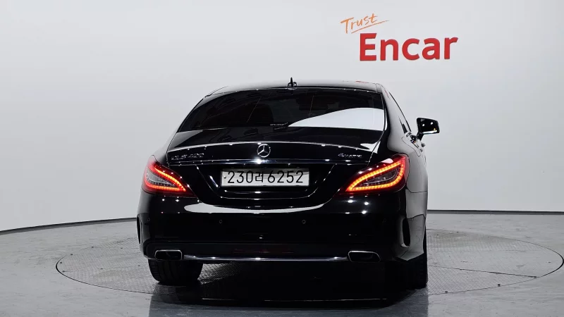 Mercedes-Benz CLS-Class