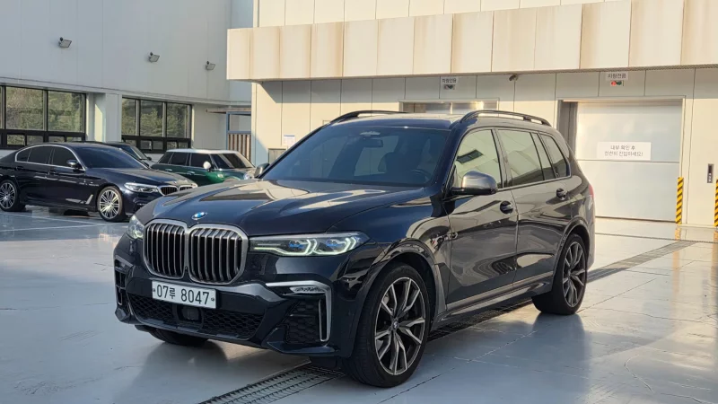 BMW X7